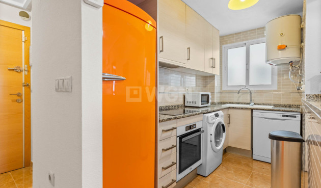 Resale - Apartment / flat - Torrevieja - Costa Blanca