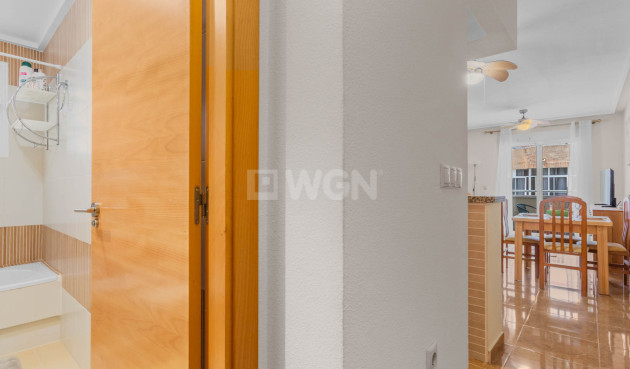 Resale - Apartment / flat - Torrevieja - Costa Blanca