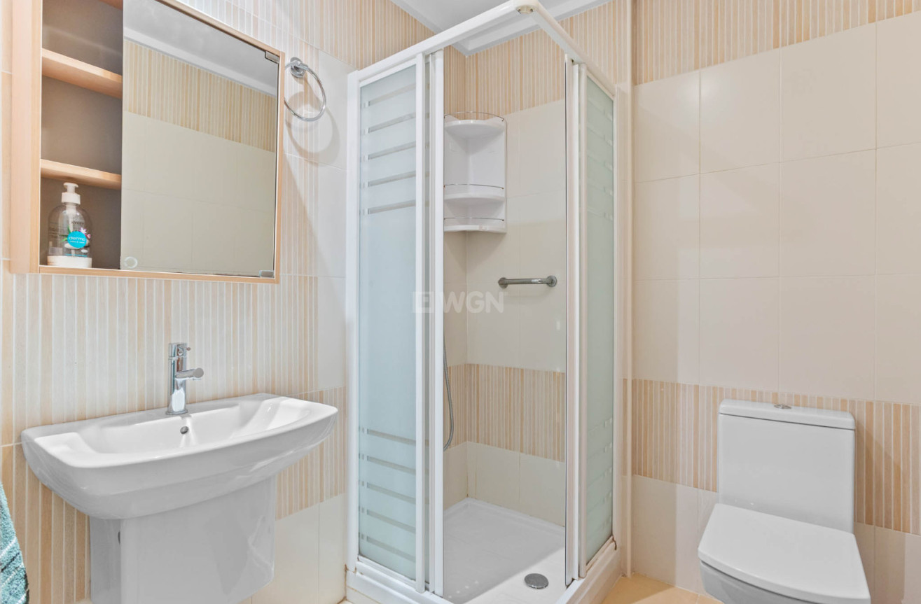 Resale - Apartment / flat - Torrevieja - Costa Blanca