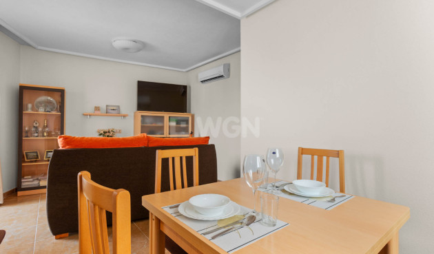 Resale - Apartment / flat - Torrevieja - Costa Blanca
