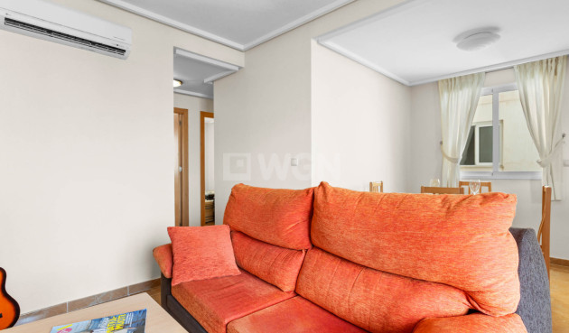 Odsprzedaż - Mieszkanie w bloku - Torrevieja - Costa Blanca