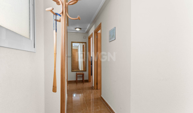 Odsprzedaż - Mieszkanie w bloku - Torrevieja - Costa Blanca