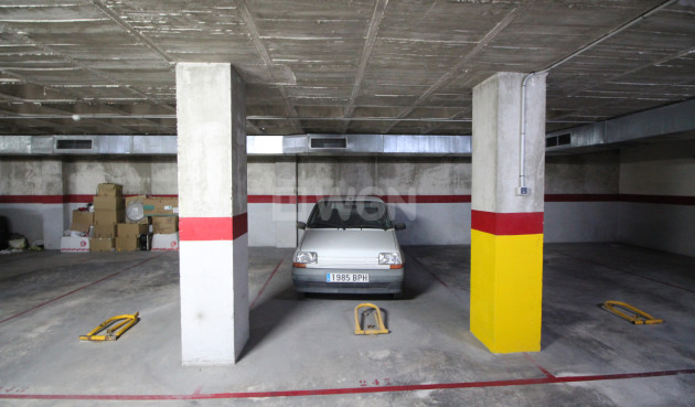 Odsprzedaż - Mieszkanie w bloku - Torrevieja - Costa Blanca