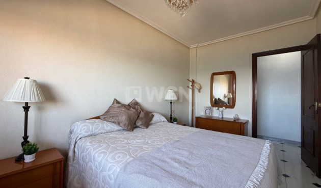 Odsprzedaż - Mieszkanie w bloku - Torrevieja - Costa Blanca