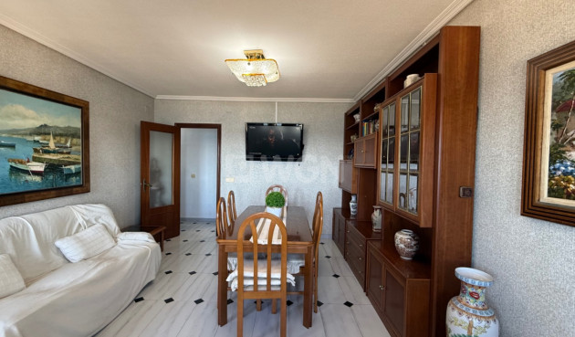 Odsprzedaż - Mieszkanie w bloku - Torrevieja - Costa Blanca