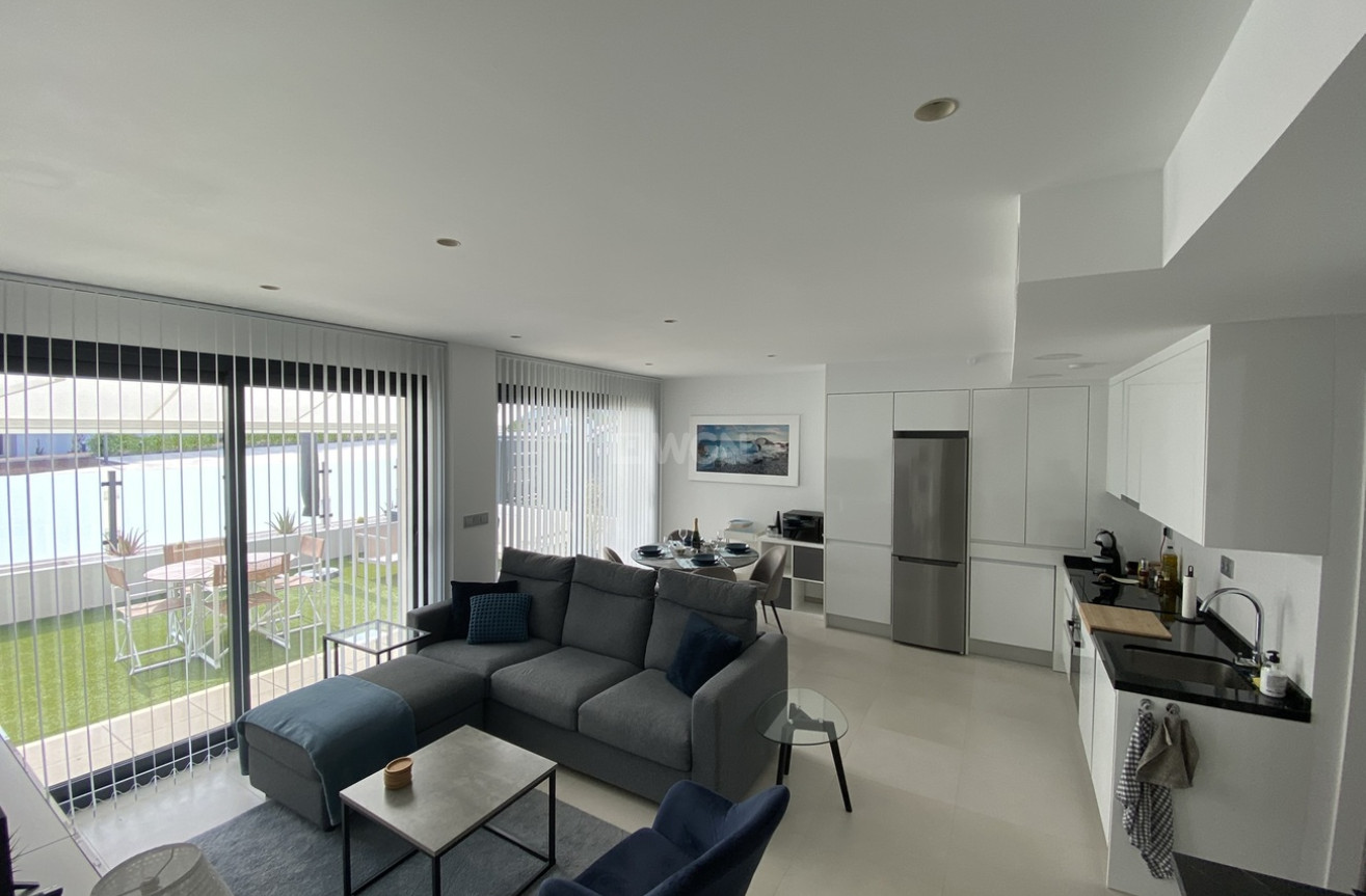 Odsprzedaż - Villa - Lo Romero Golf - Costa Blanca