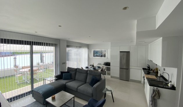 Odsprzedaż - Villa - Lo Romero Golf - Costa Blanca