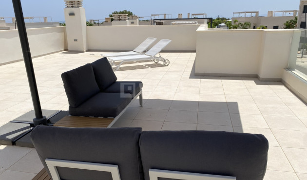 Odsprzedaż - Villa - Lo Romero Golf - Costa Blanca