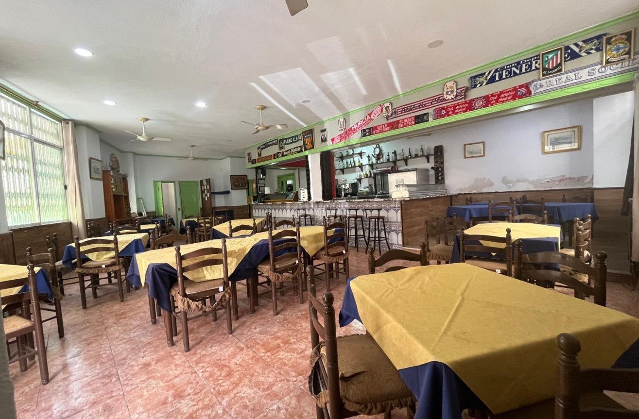 Reventa - Comercial - Torrevieja - Centro