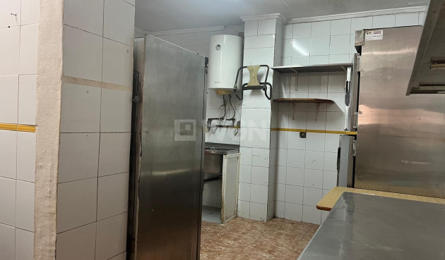 Reventa - Comercial - Torrevieja - Centro