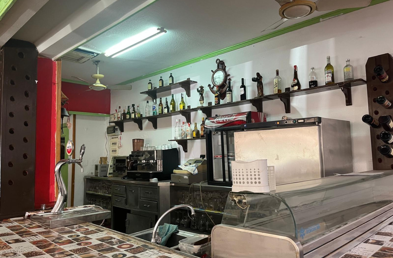 Reventa - Comercial - Torrevieja - Centro