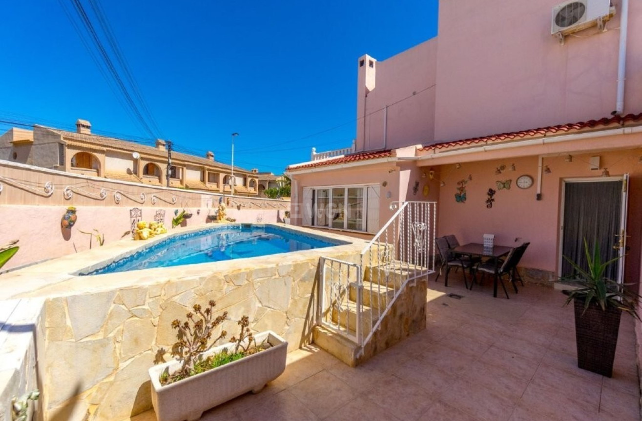 Wiederverkauf - Stadthaus - Torrevieja - Los Frutales/ La Rosaleda