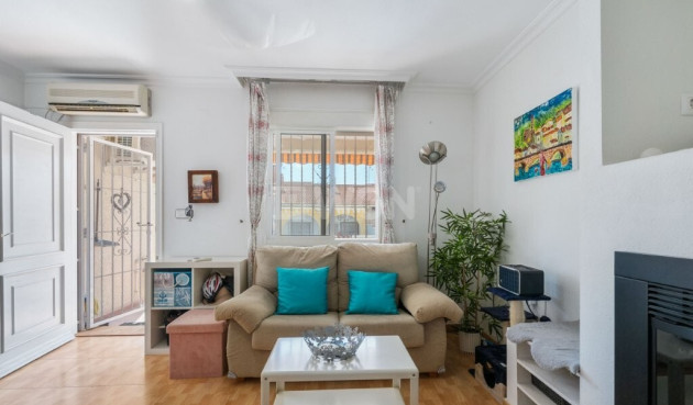 Odsprzedaż - Kamienica - Torrevieja - La Siesta/ El Chaparral