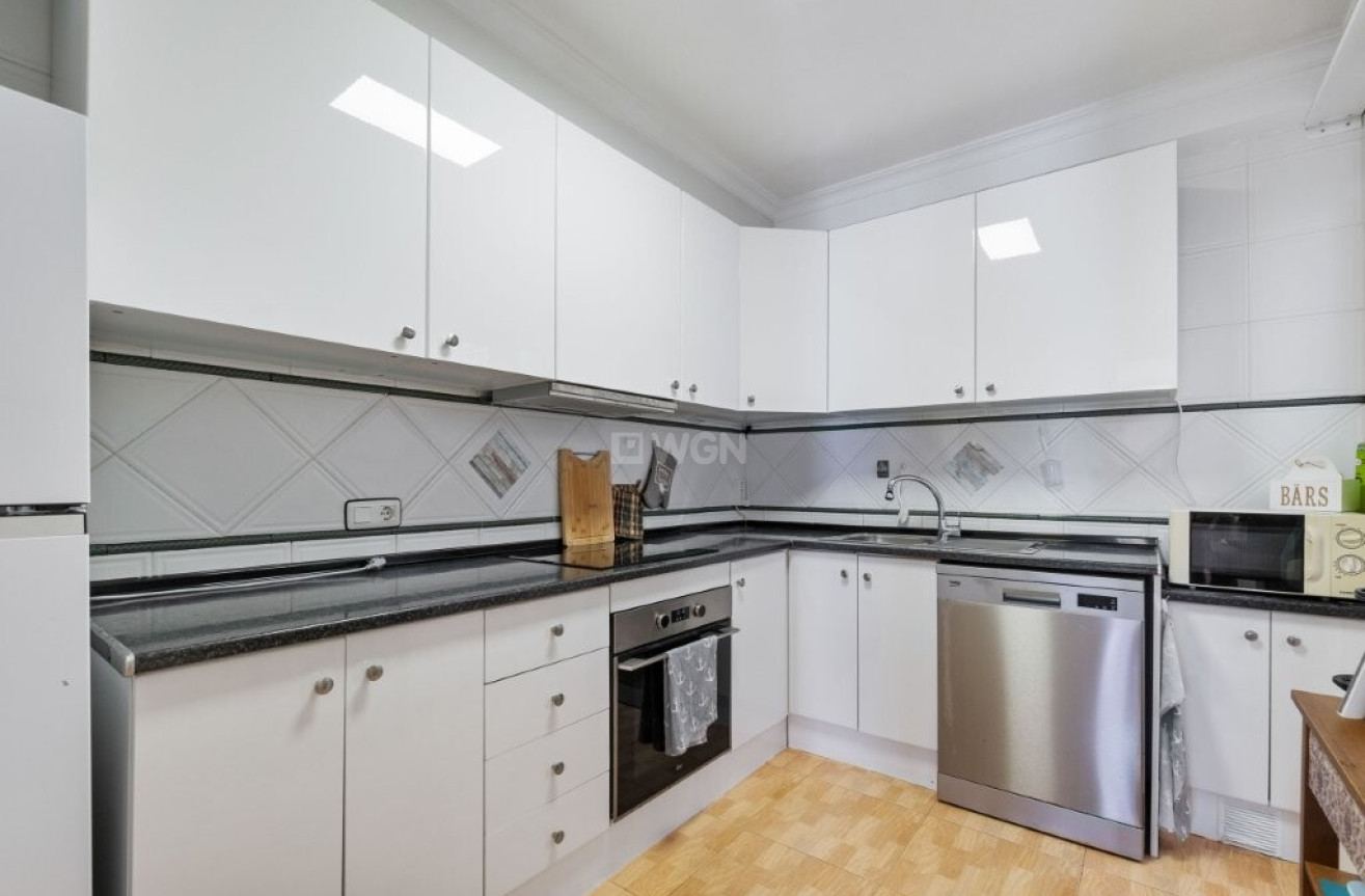 Odsprzedaż - Kamienica - Torrevieja - La Siesta/ El Chaparral