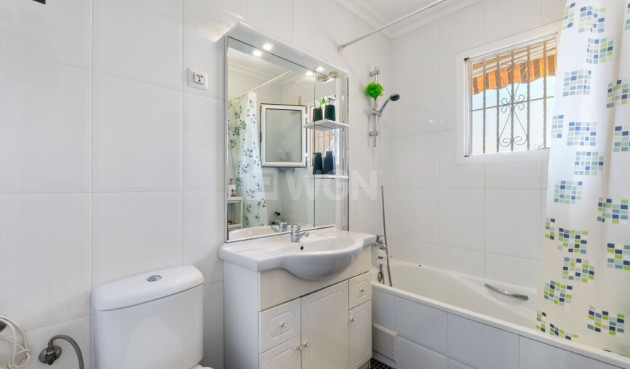 Odsprzedaż - Kamienica - Torrevieja - La Siesta/ El Chaparral