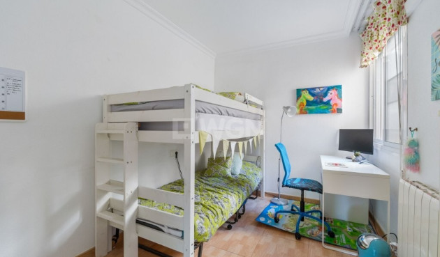 Odsprzedaż - Kamienica - Torrevieja - La Siesta/ El Chaparral