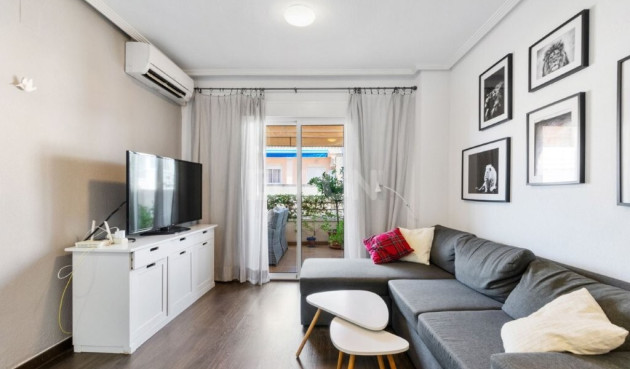 Odsprzedaż - Daszek - Torrevieja - CENTER