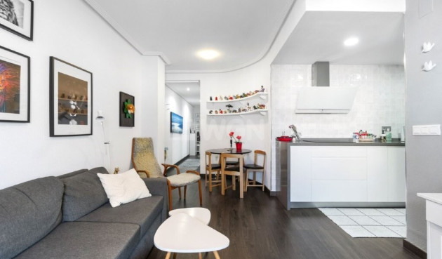 Odsprzedaż - Daszek - Torrevieja - CENTER