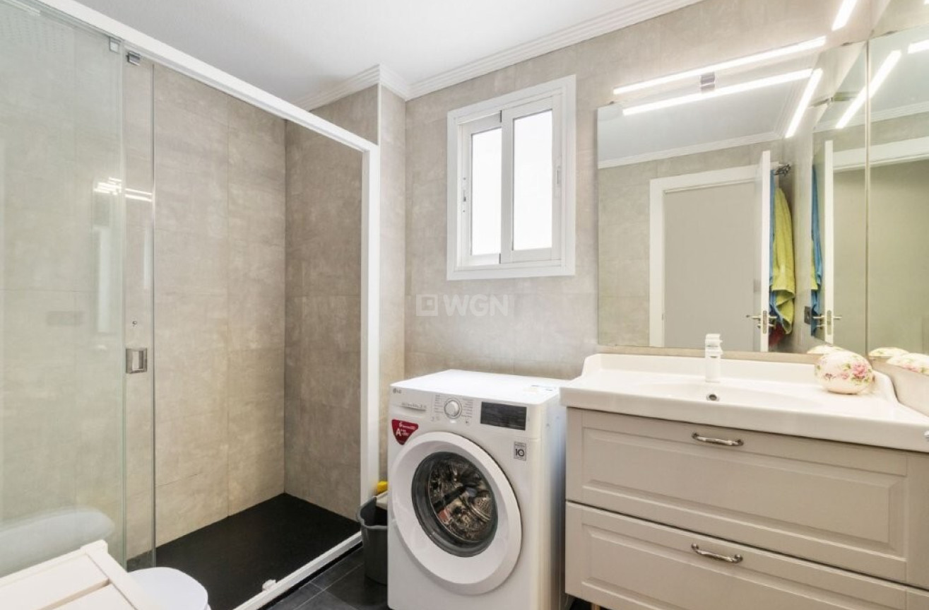 Odsprzedaż - Daszek - Torrevieja - CENTER