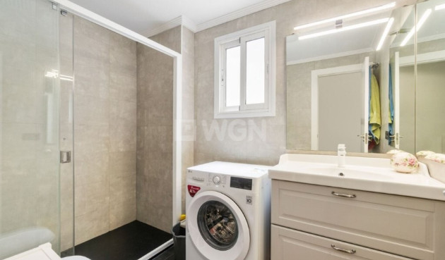 Odsprzedaż - Daszek - Torrevieja - CENTER