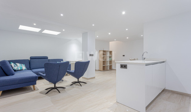 Resale - Villa - Orihuela Costa - Costa Blanca