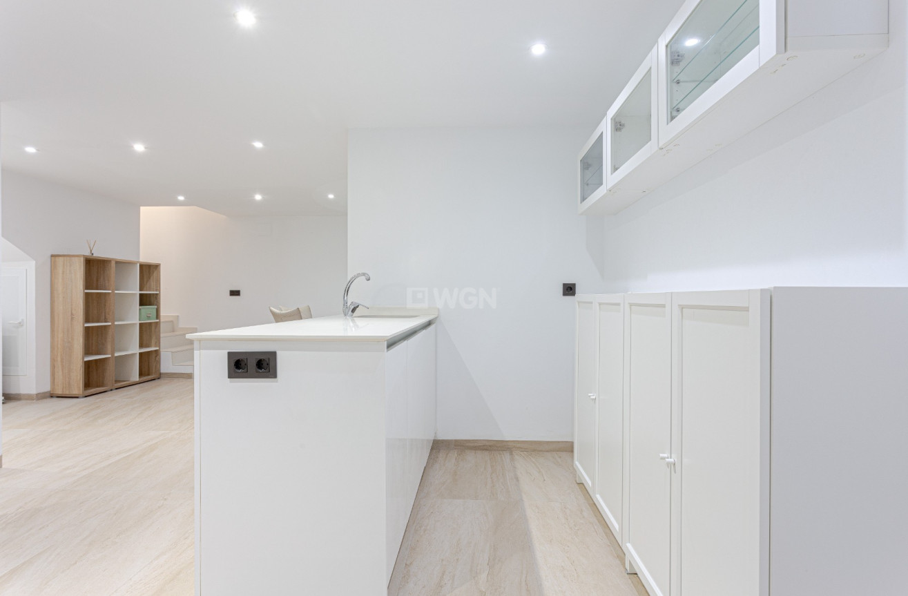 Resale - Villa - Orihuela Costa - Costa Blanca