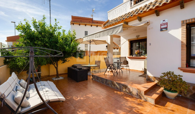 Odsprzedaż - Villa - Orihuela Costa - PAU 8