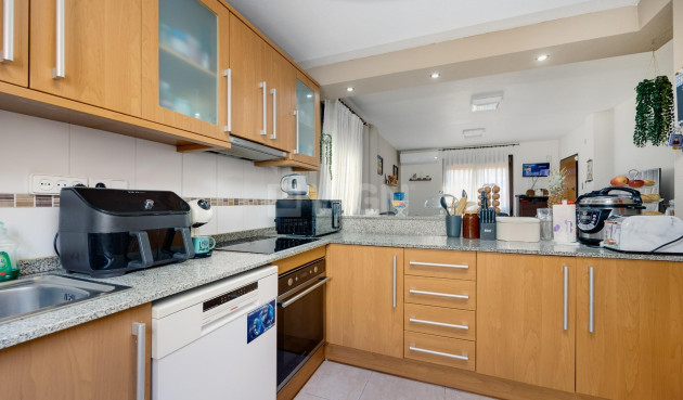 Odsprzedaż - Villa - Orihuela Costa - PAU 8