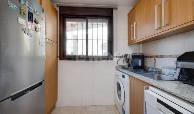 Odsprzedaż - Villa - Orihuela Costa - PAU 8