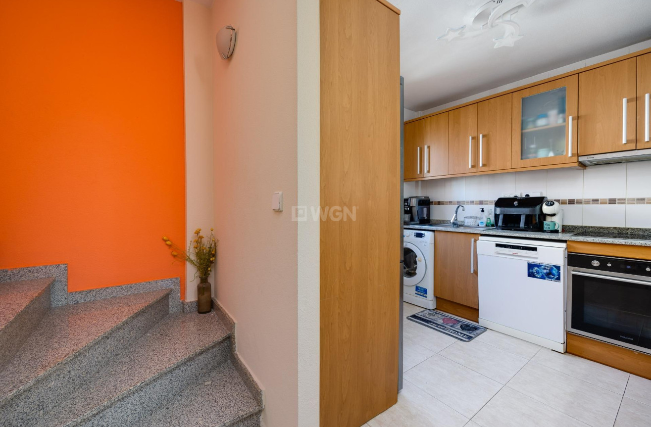 Odsprzedaż - Villa - Orihuela Costa - PAU 8