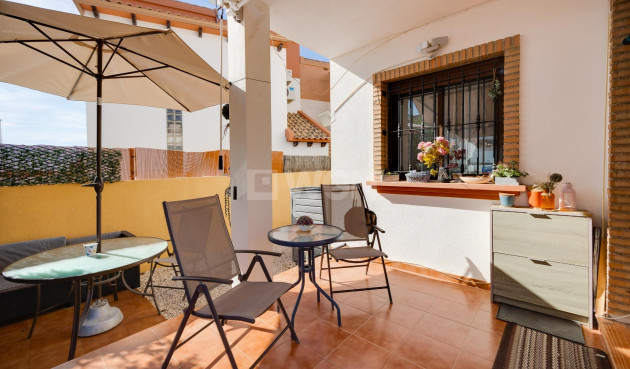 Odsprzedaż - Villa - Orihuela Costa - PAU 8