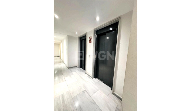 Reventa - Apartamento / piso - Villajoyosa - Costa Blanca