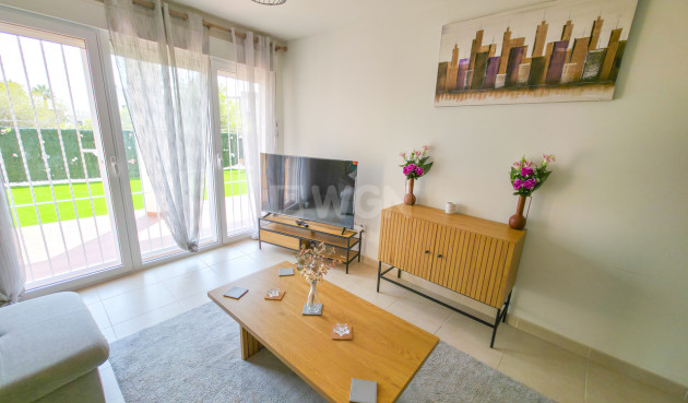 Resale - Apartment / flat - Villamartin - Costa Blanca