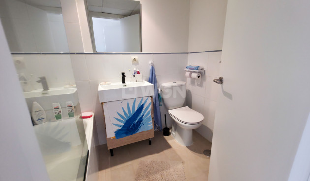 Resale - Apartment / flat - Villamartin - Costa Blanca