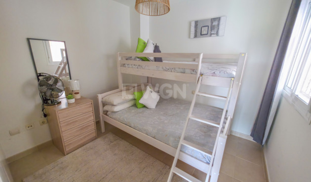 Resale - Apartment / flat - Villamartin - Costa Blanca