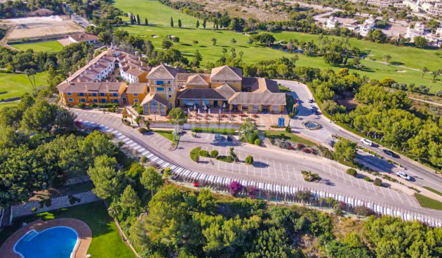 Resale - Apartment / flat - Villamartin - Costa Blanca