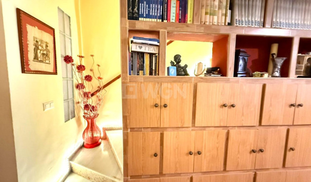 Odsprzedaż - Kamienica - Torrevieja - Centro