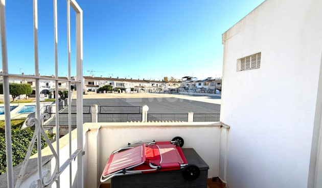 Odsprzedaż - Kamienica - Torrevieja - Centro