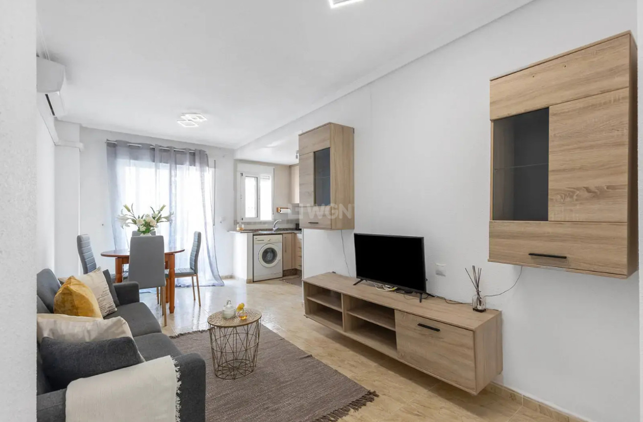 Reventa - Apartamento / piso - Torrevieja