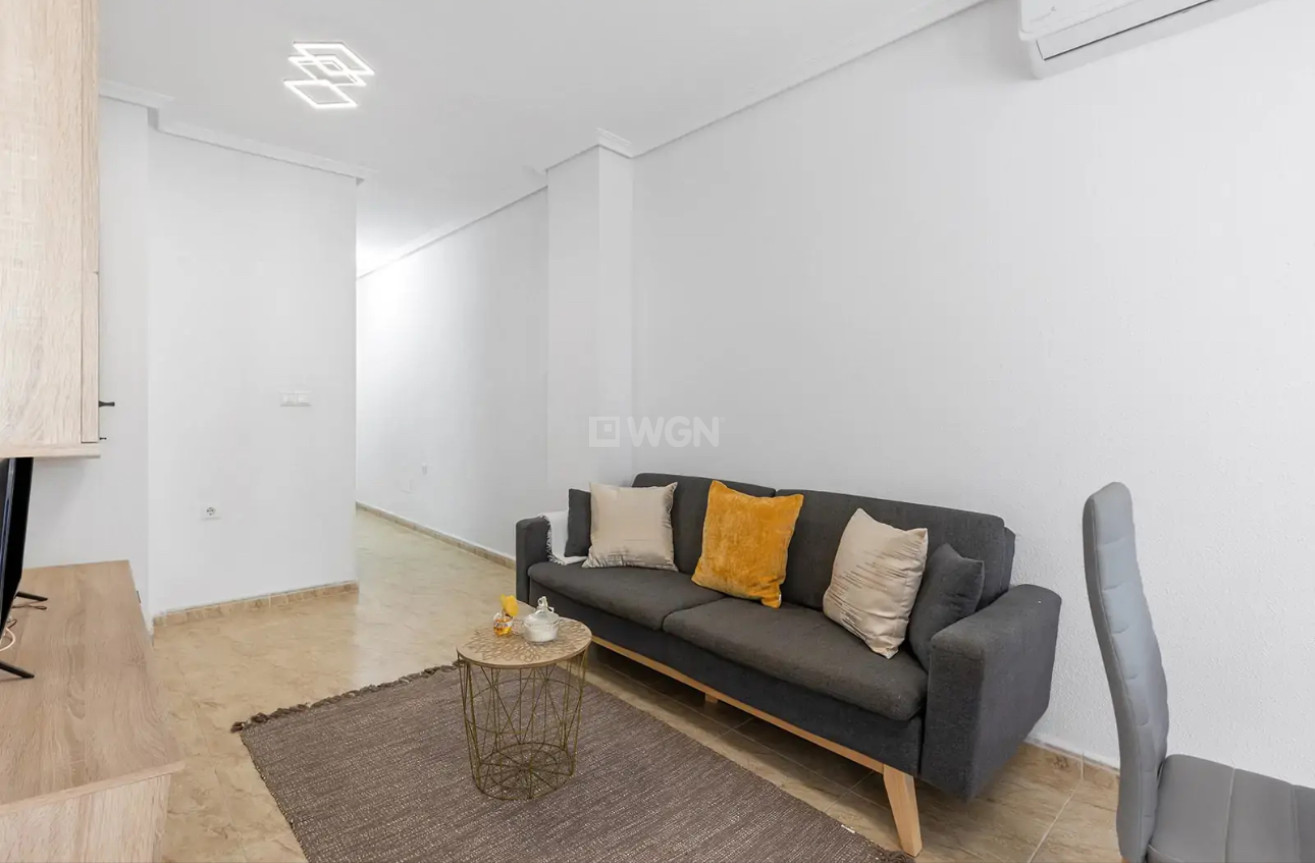 Reventa - Apartamento / piso - Torrevieja