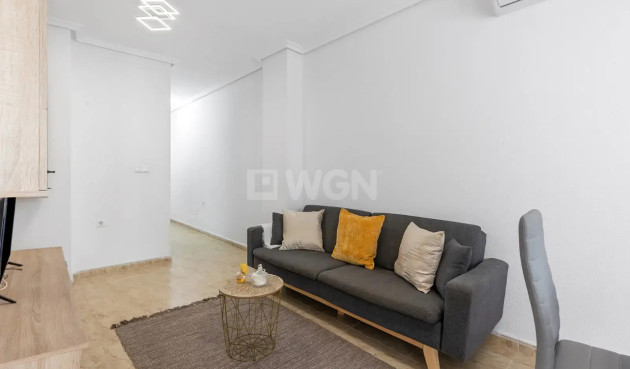 Reventa - Apartamento / piso - Torrevieja