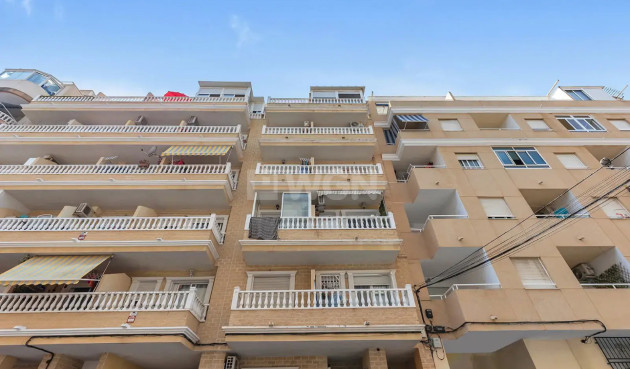 Reventa - Apartamento / piso - Torrevieja