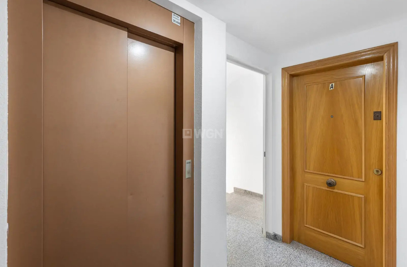 Reventa - Apartamento / piso - Torrevieja