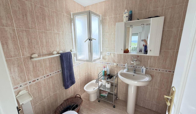 Odsprzedaż - Mieszkanie w bloku - Orihuela Costa - Campoamor