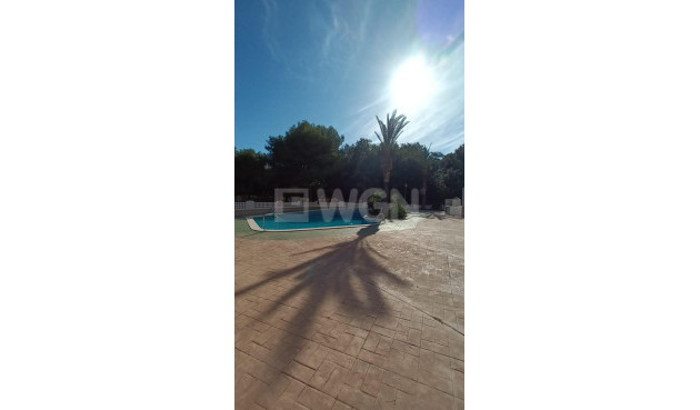 Odsprzedaż - Mieszkanie w bloku - Orihuela Costa - Campoamor