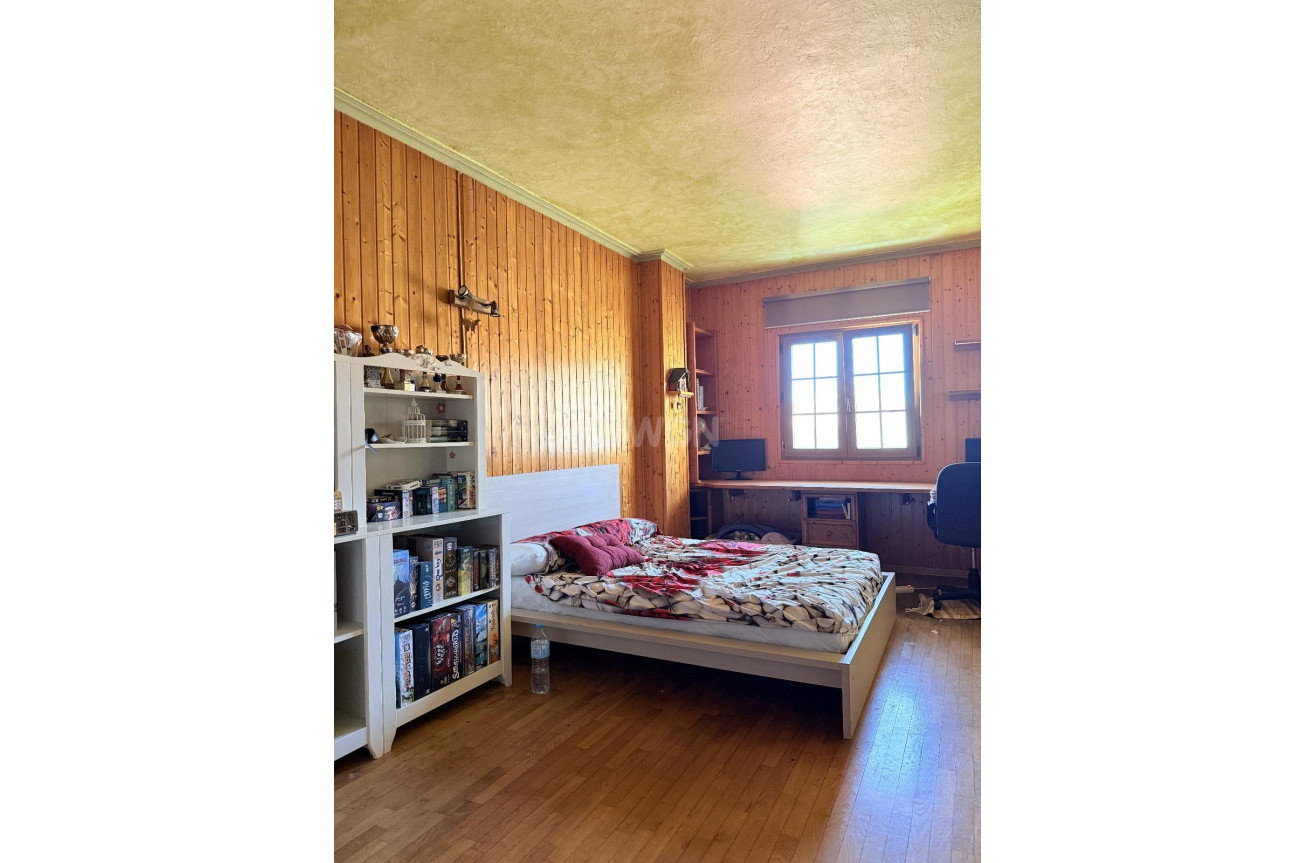 Odsprzedaż - Kamienica - Torrevieja