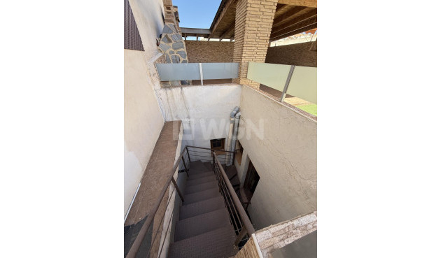 Odsprzedaż - Kamienica - Torrevieja