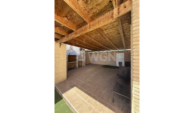 Odsprzedaż - Kamienica - Torrevieja