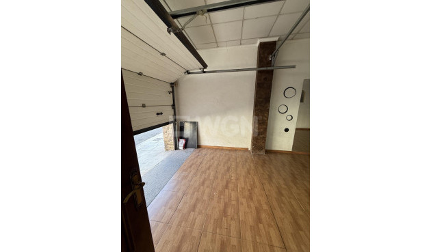 Odsprzedaż - Kamienica - Torrevieja