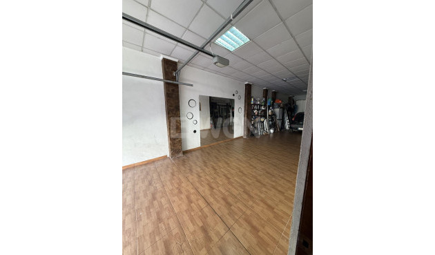 Odsprzedaż - Kamienica - Torrevieja